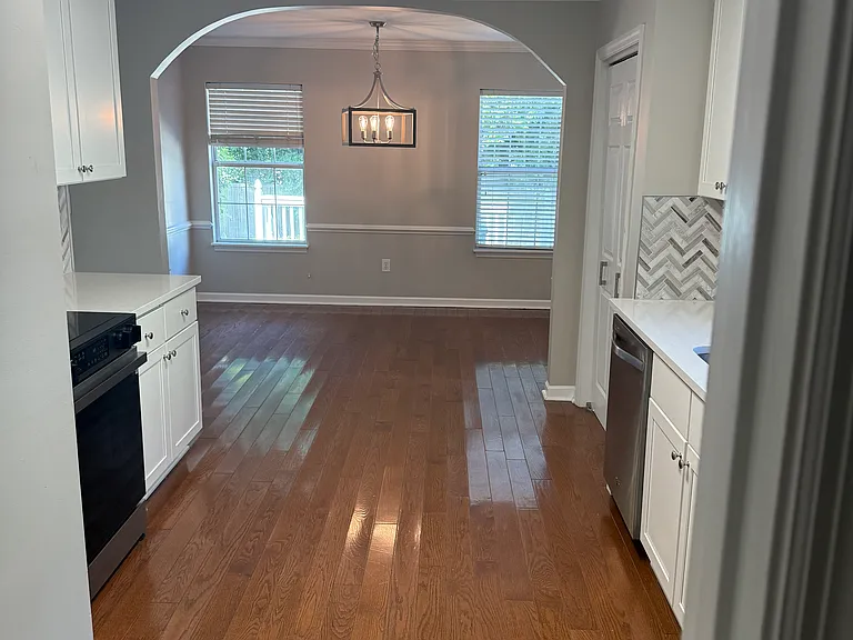 823 Harbor Place Dr — Photo 11