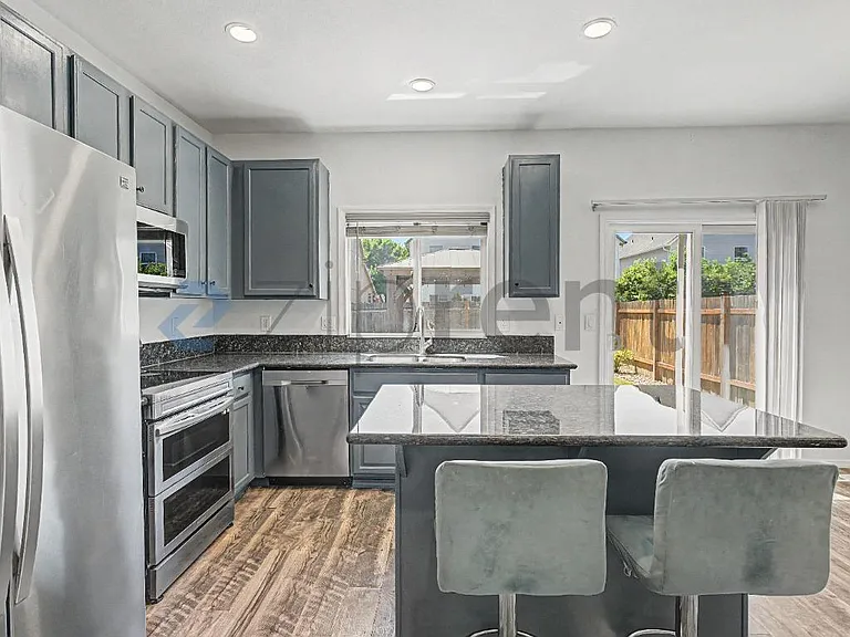 6674 SE Lois St — Photo 13