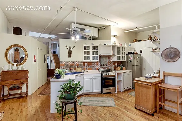 Rented by Corcoran | media 37