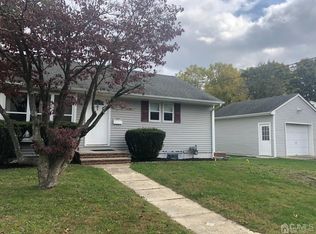 2 High Point Rd, East Brunswick, NJ 08816