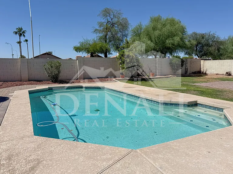 1249 W Kelly Ln — Photo 27