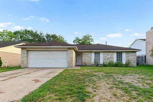 18067 Garden Manor Dr Photo 1