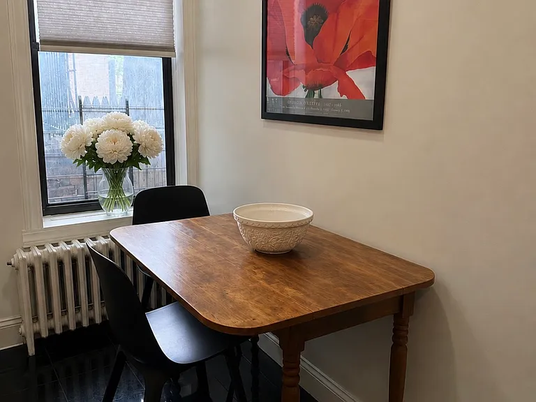 335 State St #1L — Photo 2