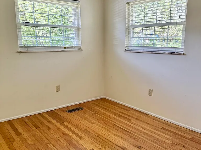 722 Short St — Photo 5