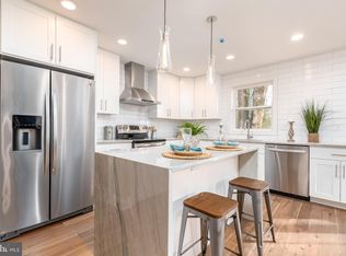 302 Smith Ave, Severna Park, MD 21146