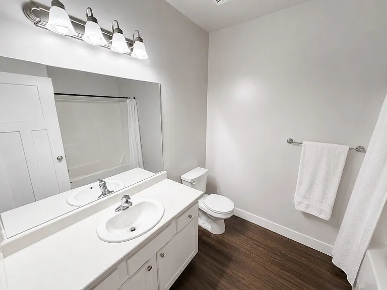 1806 W Newcastle Ln #B304 — Photo 6