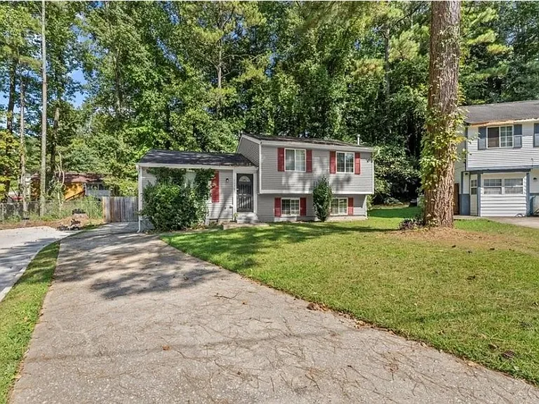 2036 Countydown Ln — Photo 3