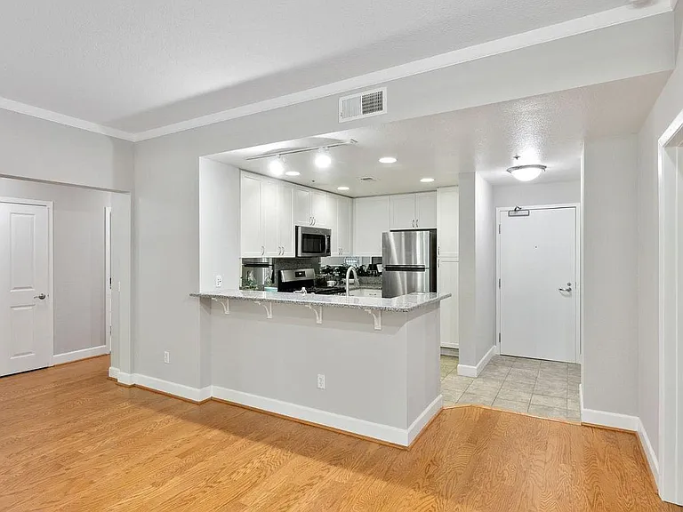 20488 Stevens Creek Blvd #1103 — Photo 30