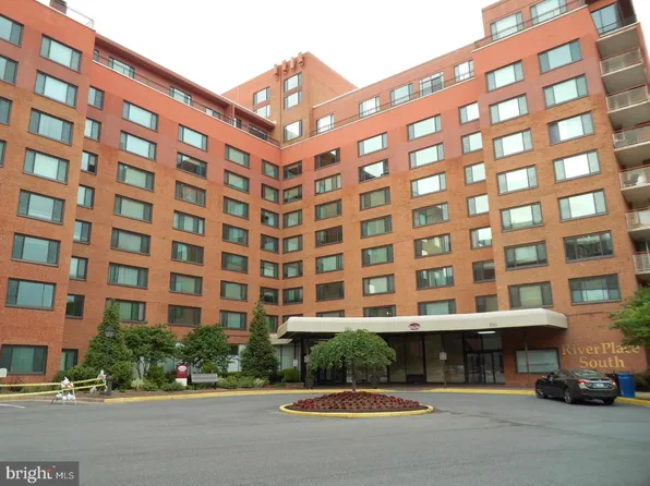 1011 Arlington Blvd, Arlington, VA