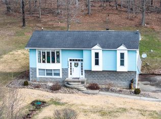 110 Sugar Camp Rd, Waynesburg, PA 15370