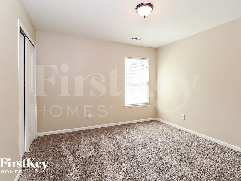 8019 Bushy Creek Dr — Photo 12