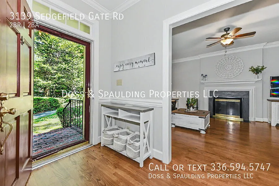 Furnished 2BR End-Unit Townhome in Sedgefield — Photo 3