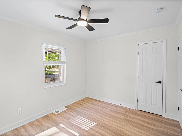 7615 Terrace St — Photo 19