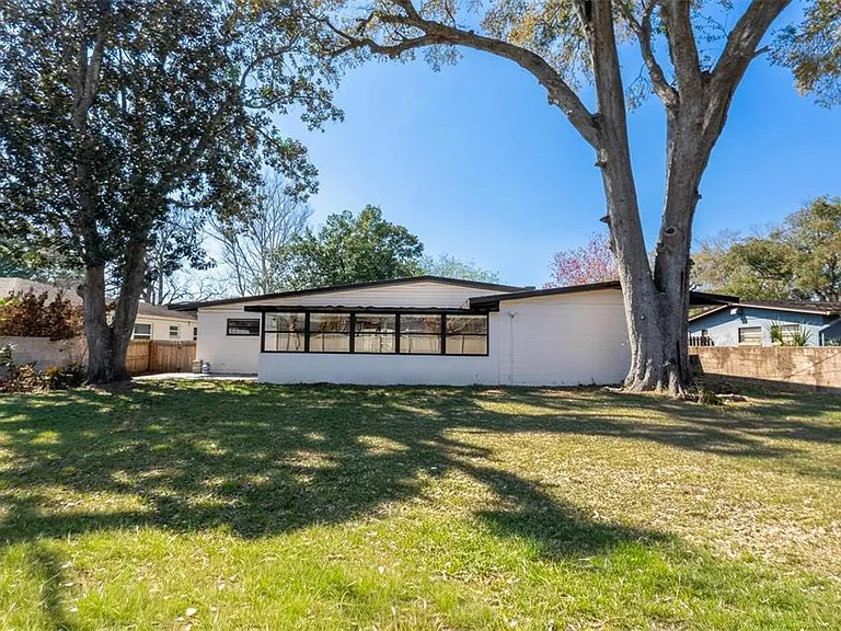 418R Gilbert Rd — Photo 25
