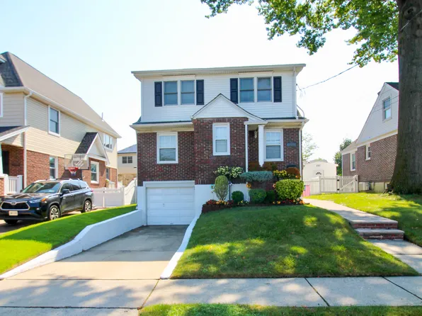 249 Crystal Ave, Staten Island, NY 10302