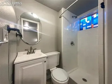 2423 Camelot Ct — Photo 12