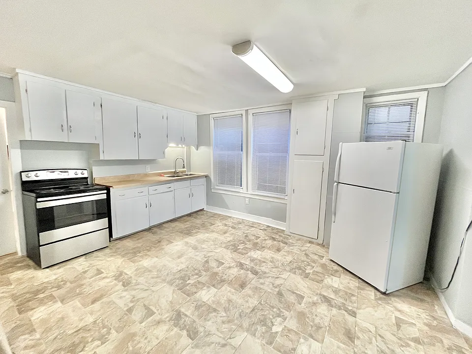 181 Lincoln St #1