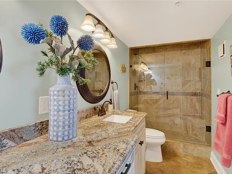 1900 Virginia Ave #802 — Photo 19