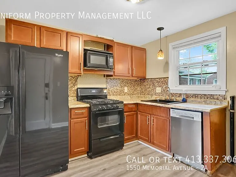 1550 Memorial Ave #2A — Photo 14