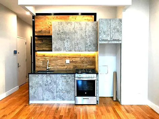 Rented by Simply Brooklyn Realty Inc | media 43