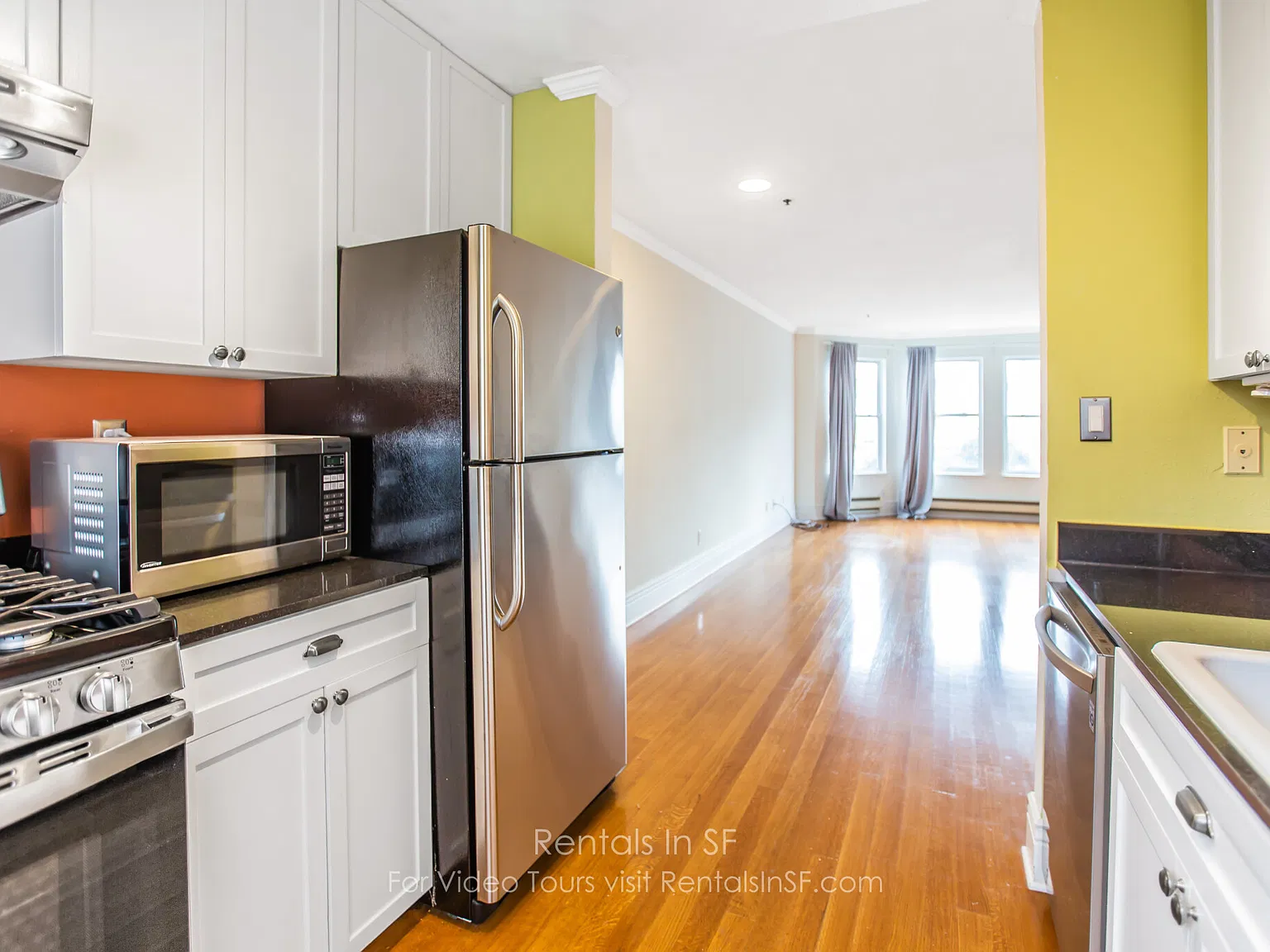 1 bed, 1.0 bath, 730 sqft, $4,595 — Photo 2