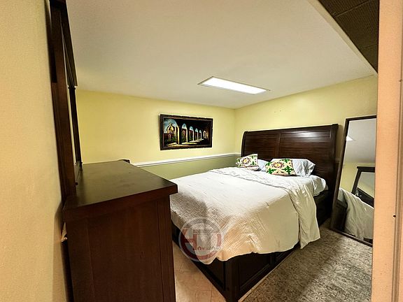5th image of 3120 Connell Pl