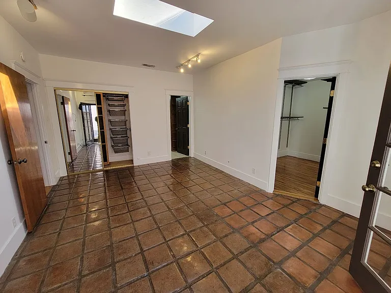 321 Grand Ave — Photo 37