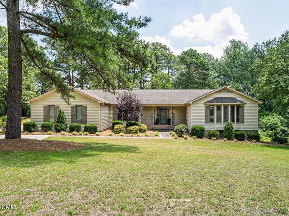 5721 Quail Ridge Dr, Sanford, NC 27332