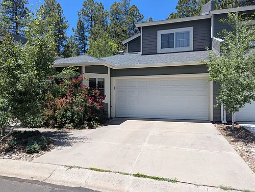 2088 S Thompson Loop Photo 1