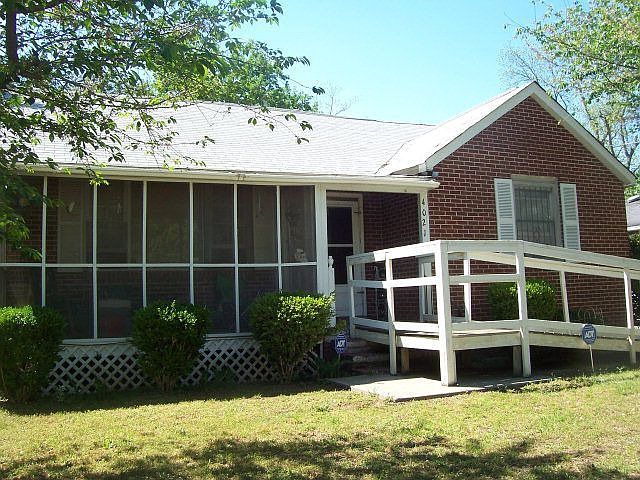 2nd image of 4021 San Juan Ave