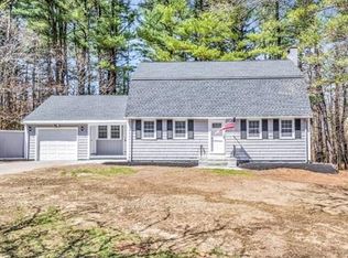 5 Winslow Rd, Chelmsford, MA 01824