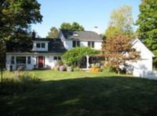 591 Bay Rd, Amherst, MA 01002
