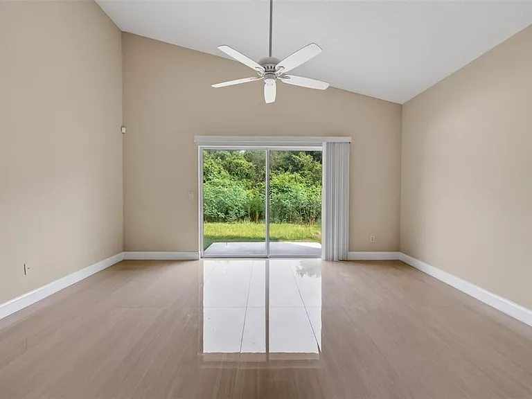 1851 Great Falls Way — Photo 33