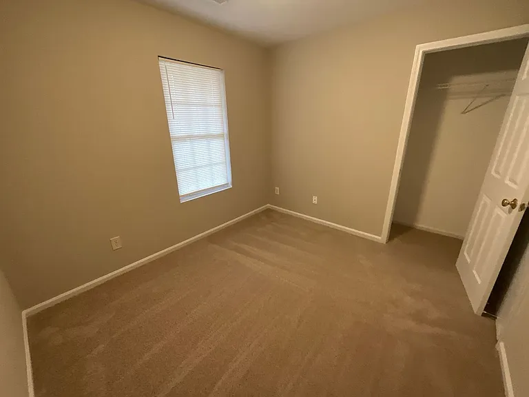1506 Hidden Creek Ter — Photo 15