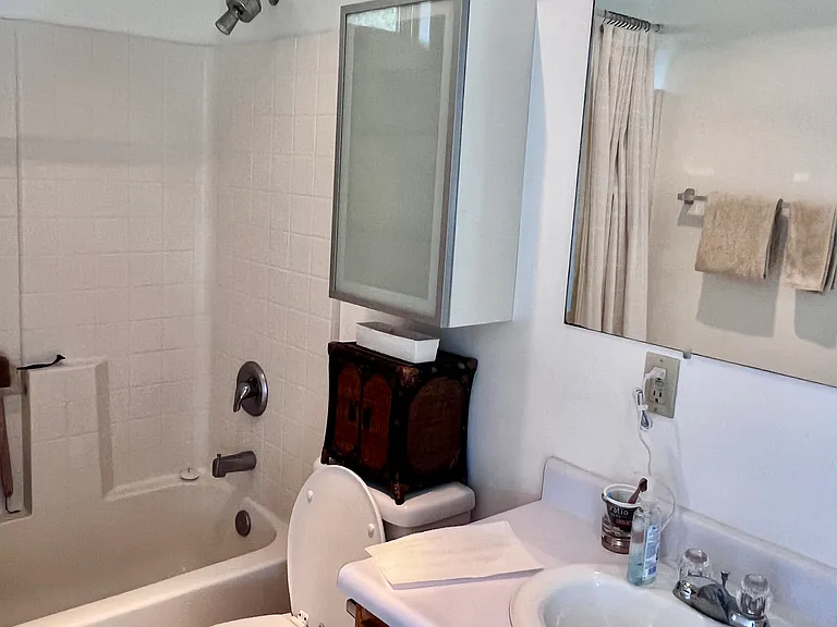 331 Pismo St #C — Photo 8