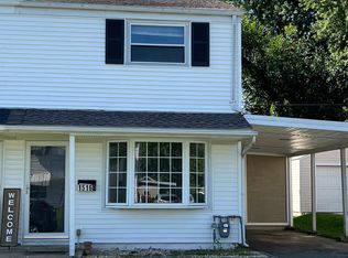 1516 Valley Rd, Bethlehem, PA 18018