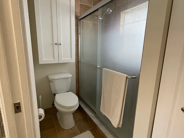 118 Amherst Ln — Photo 6