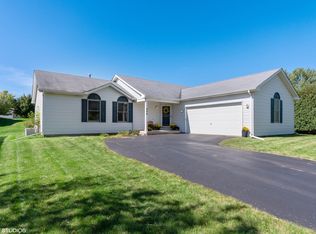 840 Drover St, Elburn, IL 60119