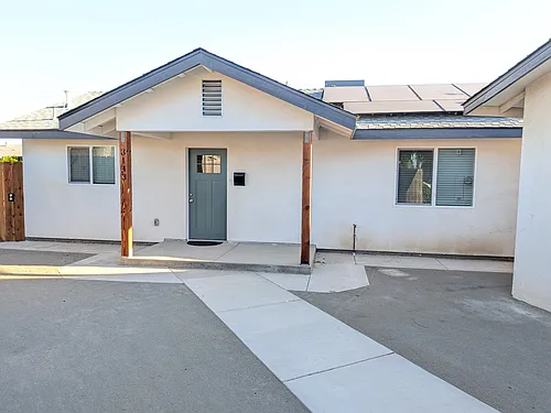 3143 Stern Way Photo 1