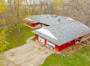 1125 Jordan Ln, Grand Blanc, MI 48439