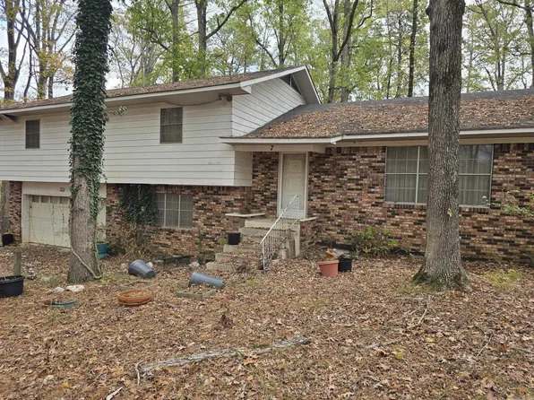 16622 Woodcrest Dr, Mabelvale, AR 72103