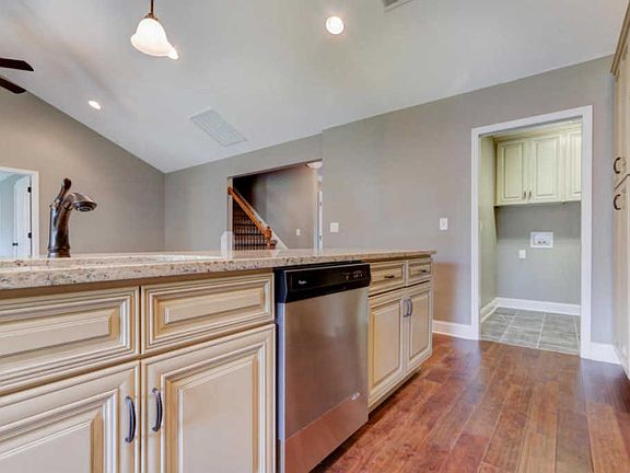 5th image of 4816 Spring Garden Way #17