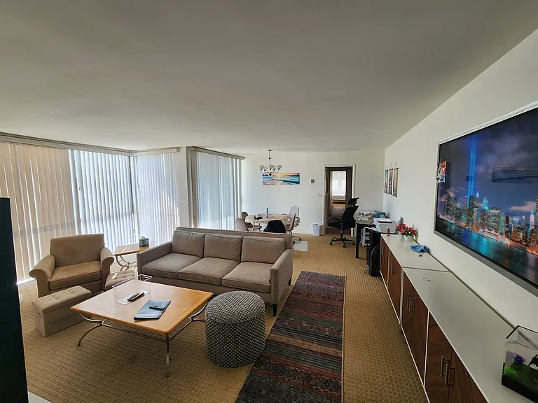 931 Euclid St #202 — Photo 7