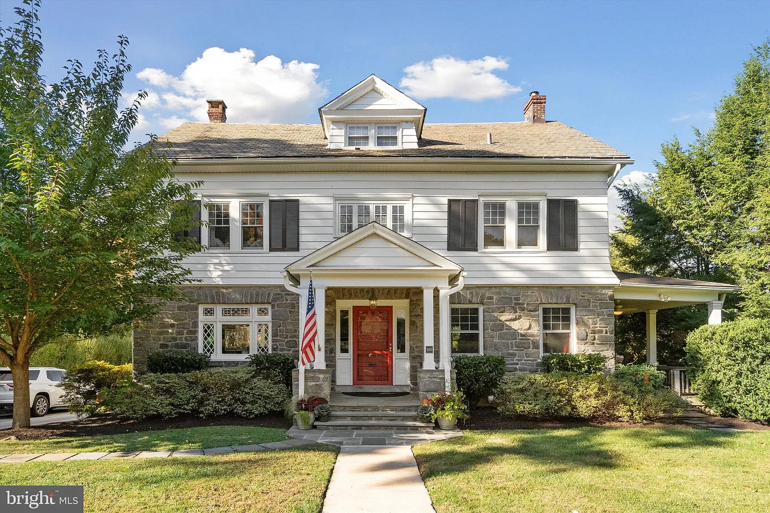 300 S Narberth Ave photo 1