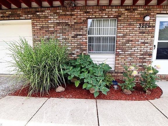 Maintained Landscaping