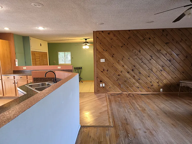 904 Avenida Del Sumbre — Photo 7