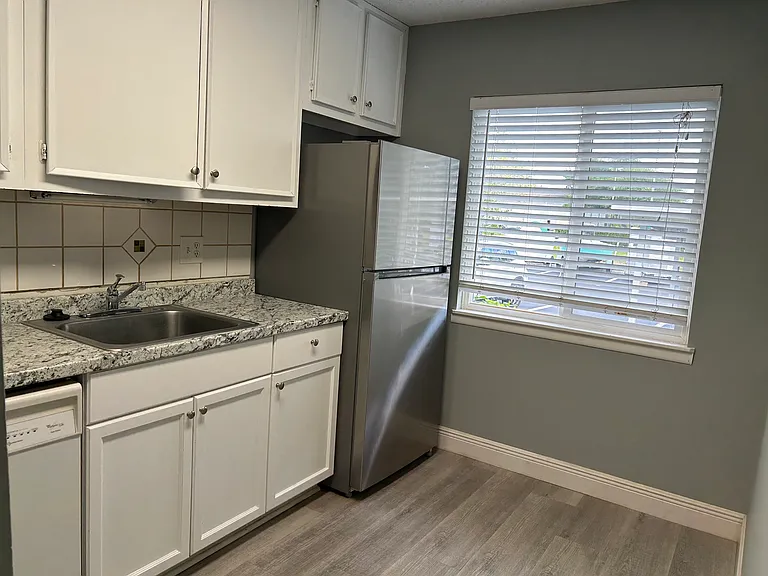 11486 Bay St NE #11486 — Photo 8