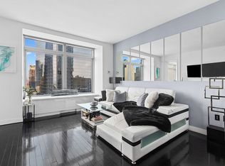 W Downtown Hotel & Residences, New York, NY 10006