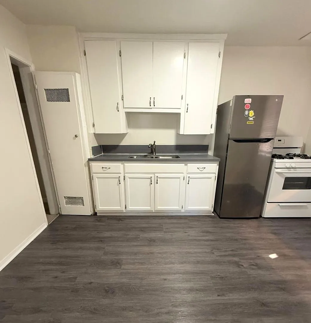 Studio, 1.0 bath, $1,595 — Photo 3