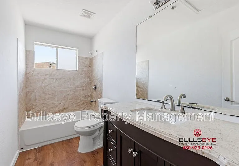 5644 S 7th St #2 — Photo 11